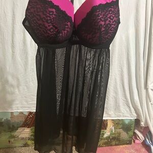 Delta Burke Black and Pink Lace Chemise